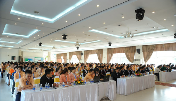 Hội nghị tổng kết hoạt động kinh doanh bất động sản công ty Kim Oanh Bình Dương năm 2014 và Định hướng kinh doanh 2014