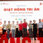 Tập thể người dân xã Xuân Quan (Hưng Yên) cùng tham gia hiến máu tại Viện Huyết học - truyền máu trung ương - Ảnh: Bệnh viện cung cấp